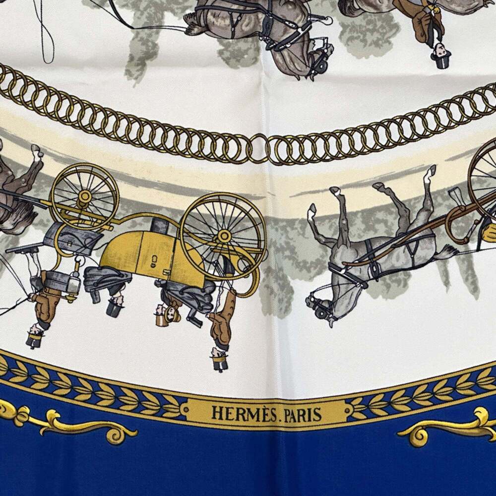 HERMES Blue Silk Scarf - Picture 3 of 7